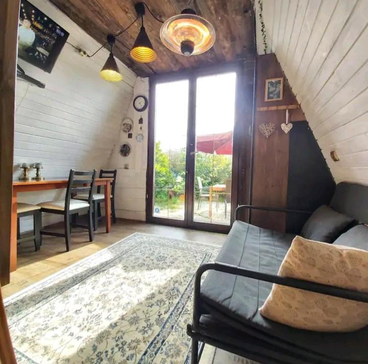 Tiny House In The City ปราก ภายนอก รูปภาพ