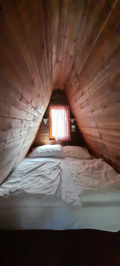 Tiny House In The City ปราก ภายนอก รูปภาพ