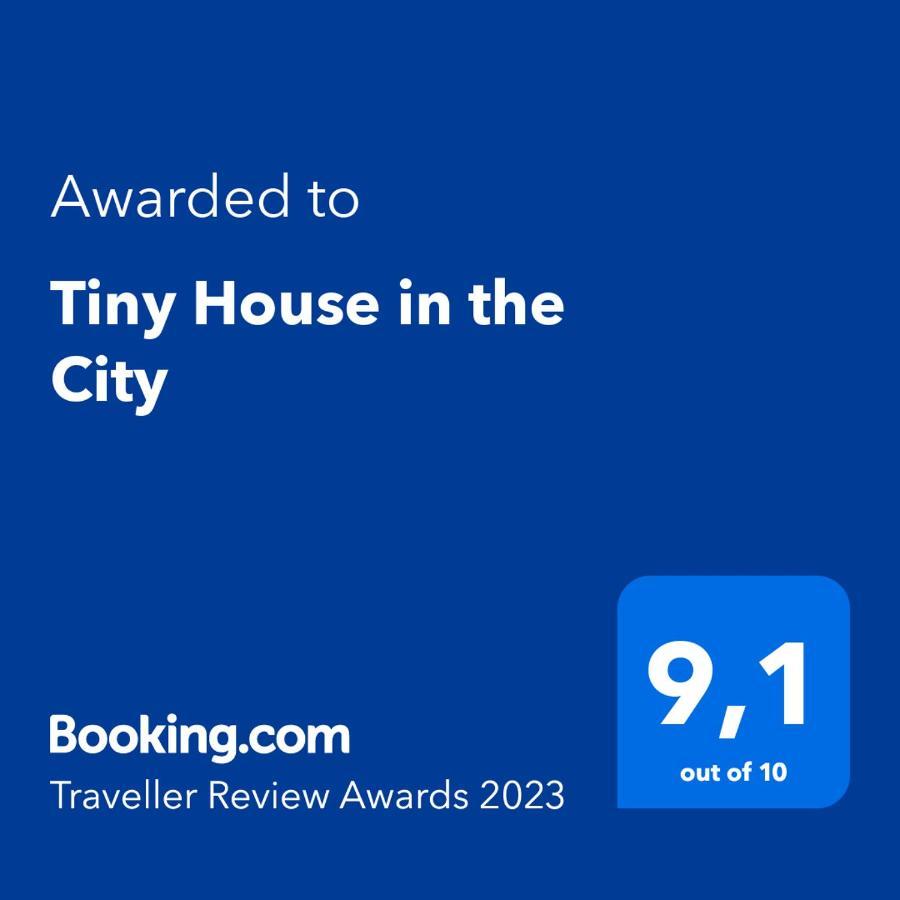 Tiny House In The City ปราก ภายนอก รูปภาพ