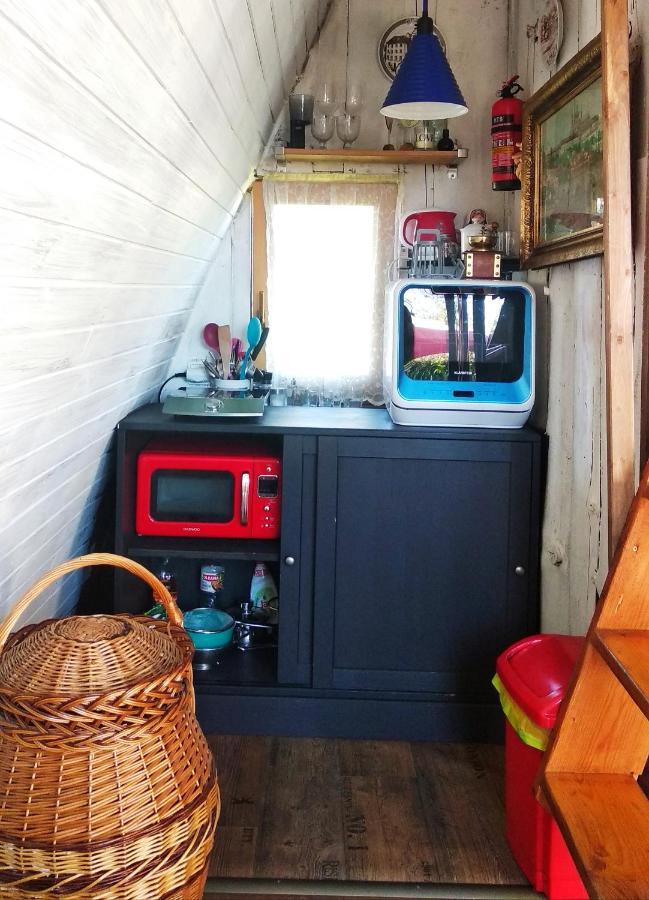 Tiny House In The City ปราก ภายนอก รูปภาพ